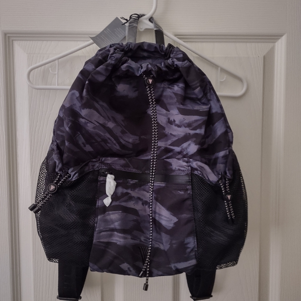 NWT Victoria’s Secret The Live On Point Cinch-Top Backpack Zebra Print